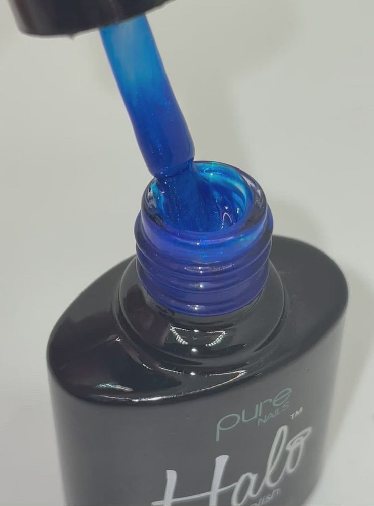 
            
                Load and play video in Gallery viewer, Halo Gel Polish 8ml Out of the Blue
            
        
